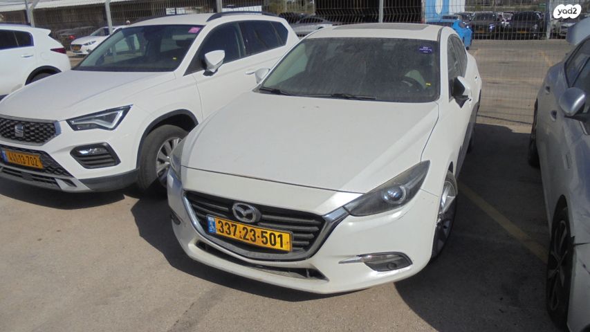 מודעת רכב מאזדה 3