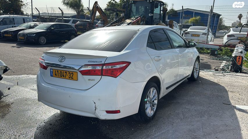 מודעת רכב טויוטה קורולה 2