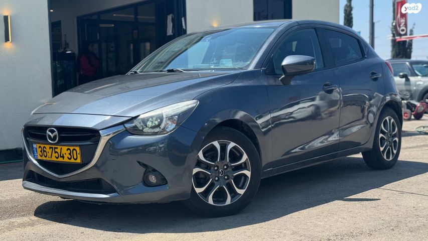 מודעת רכב מאזדה 2