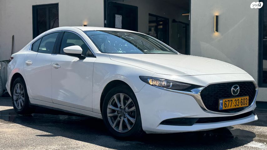 מודעת רכב מאזדה 3