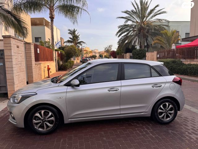 מודעת רכב יונדאי i20