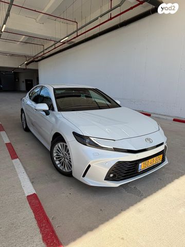 מודעת רכב טויוטה קאמרי 1