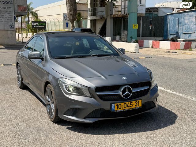 מודעת רכב מרצדס-בנץ CLA 1