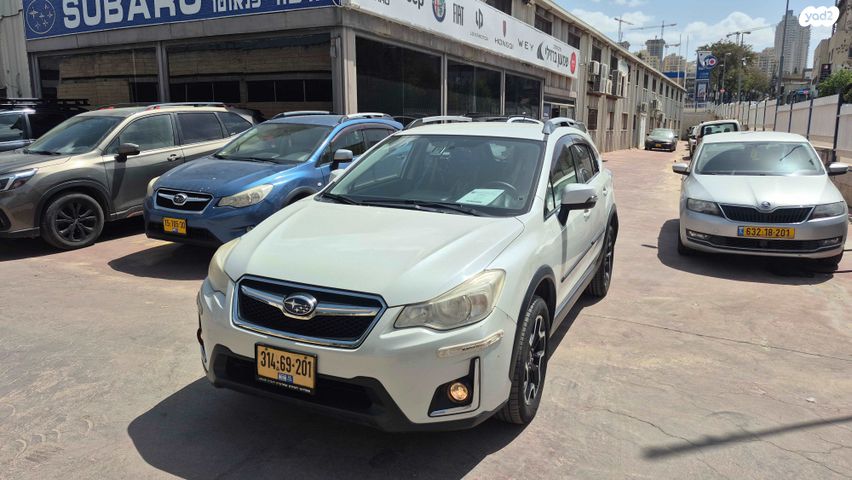 מודעת רכב סובארו XV