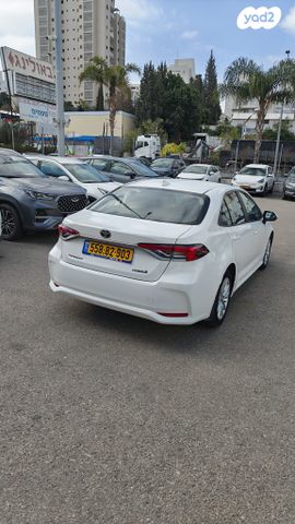 מודעת רכב טויוטה קורולה 2