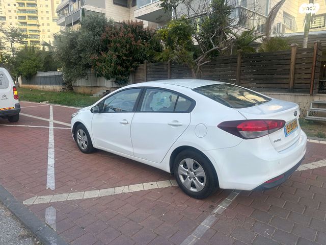 מודעת רכב קיה פורטה 