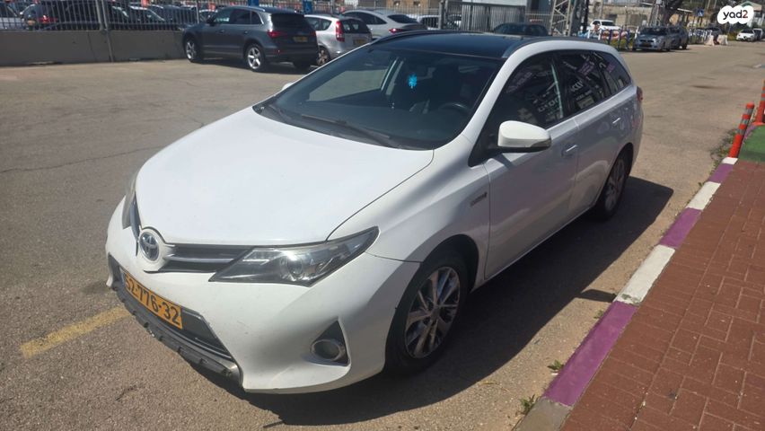 מודעת רכב טויוטה אוריס