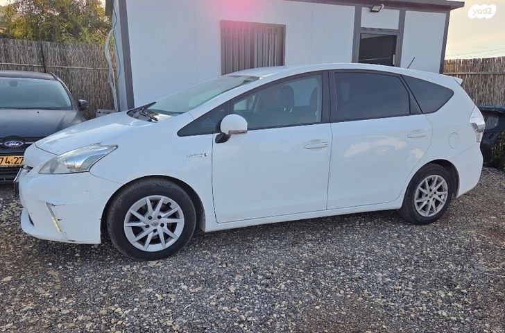 מודעת רכב טויוטה פריוס פלוס