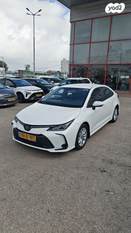 מודעת רכב טויוטה קורולה 1