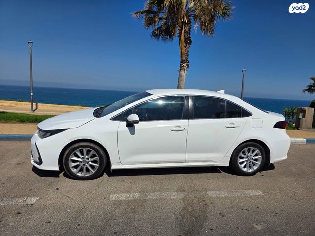 מודעת רכב טויוטה קורולה