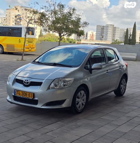 מודעת רכב טויוטה אוריס