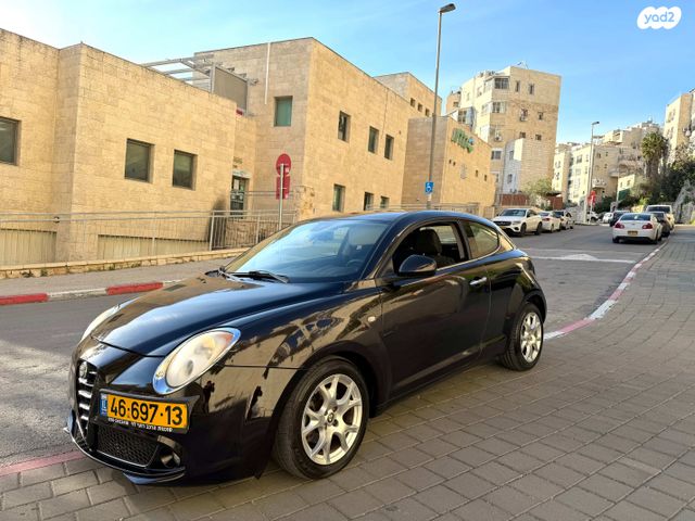 מודעת רכב אלפא רומיאו מיטו