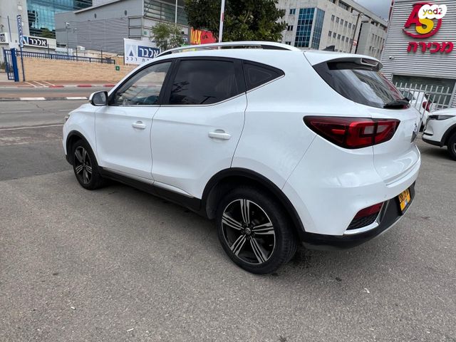 מודעת רכב אם ג'י ZS 2