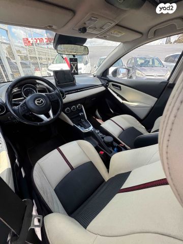 מודעת רכב מאזדה 2 1