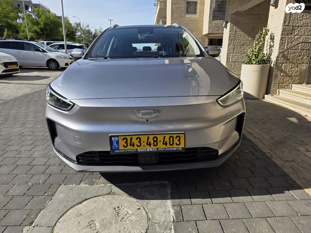 מודעת רכב ג׳ילי Geometry C