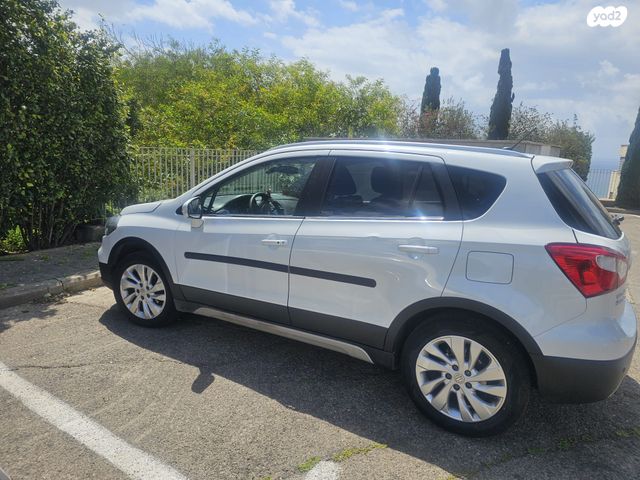 מודעת רכב סוזוקי קרוסאובר