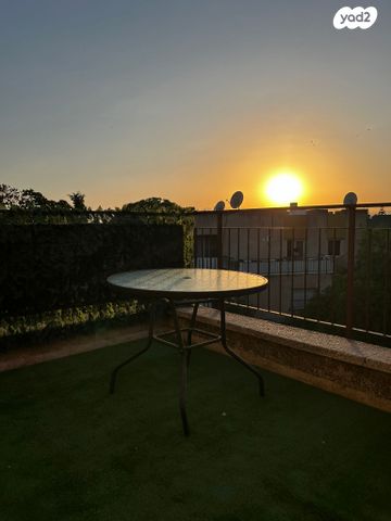 טיילת נווה 37