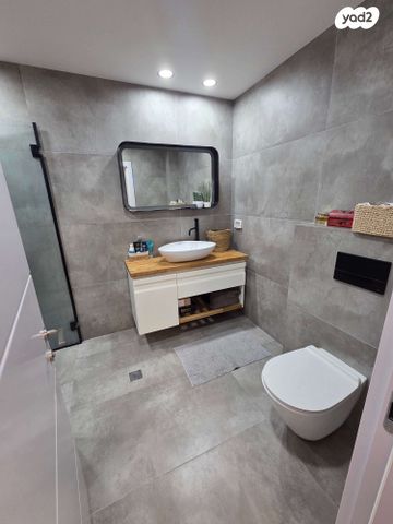 אמציה המלך 4