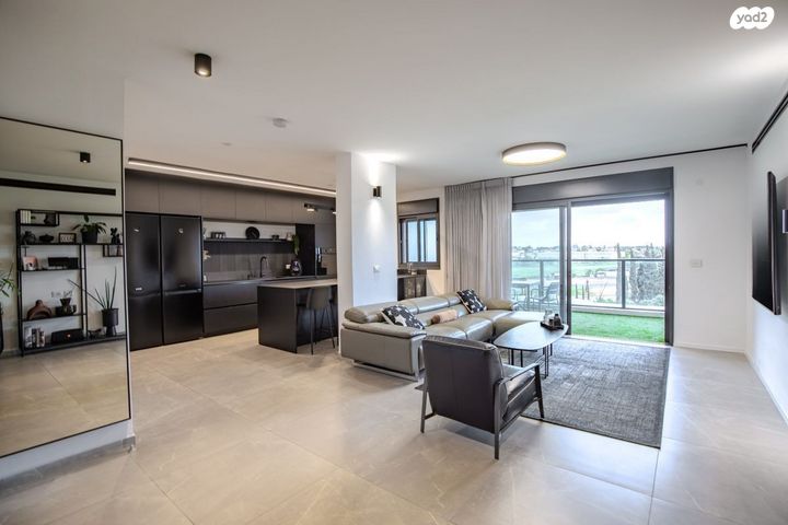 שדרות הרצל 50