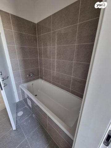 רועי קליין 10