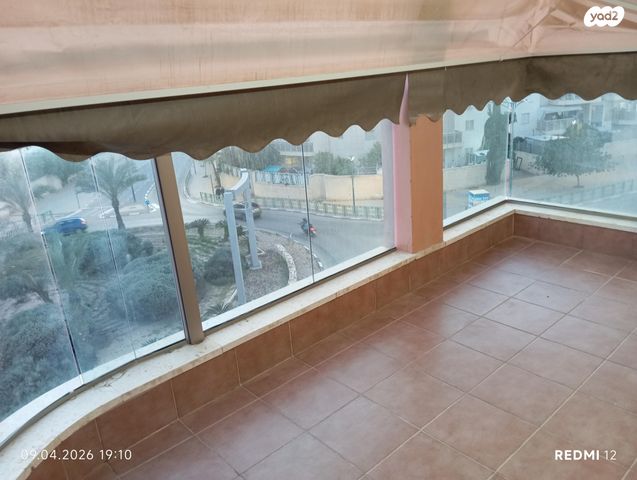 עוזי נרקיס 7