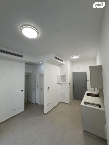 קורא הדורות 6