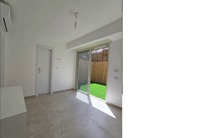 אינטרנשיונל 8