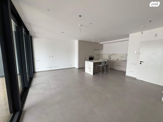 תוצרת הארץ 3