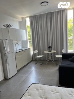 שדרות העצמאות 31