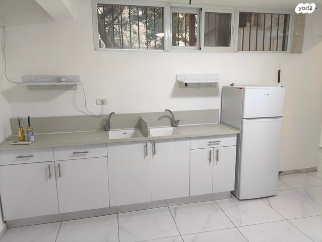 יהושוע פרבשטיין 18