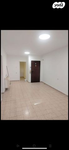 גרשון אגרון 12