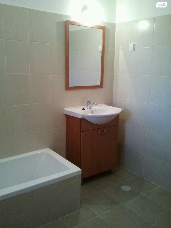 יוסף יבנאי 2