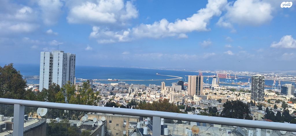 שדרות אליהו גולומב 17