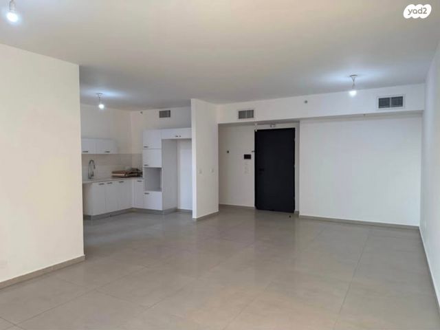 יפה ירקוני 9