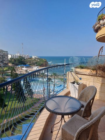 שדרות מנחם בגין 1