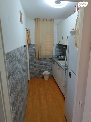 שדרות יגאל אלון 85