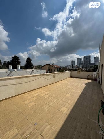 מרבד הקסמים 9