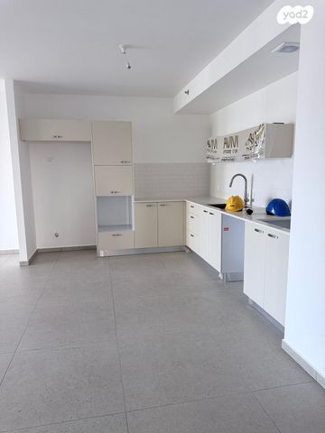 שדרות הרצל 1