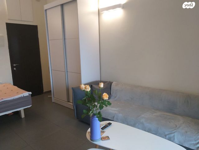 דרך אבא הלל 82