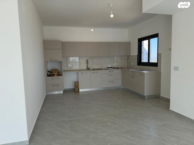 הרב מרדכי אליהו 9