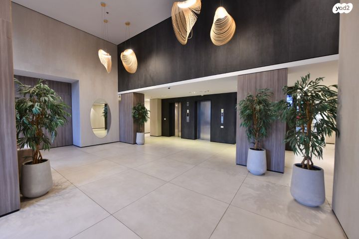 דירה, גבעת שמואל