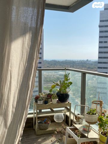 דירה, היובל, אור עקיבא