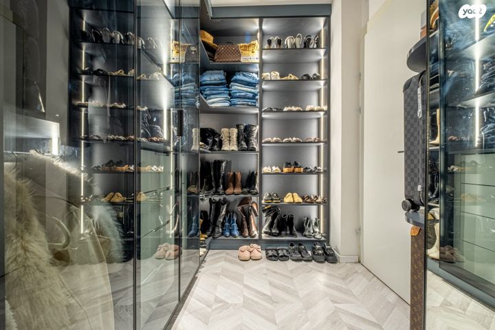 יהודה בורלא 11