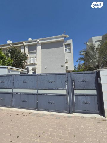 חיים נחמן ביאליק 