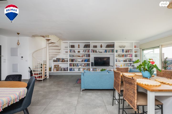 הרב עזריאלי 