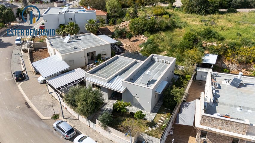 בית פרטי/ קוטג' למכירה בלוזית (תיווך) — 3