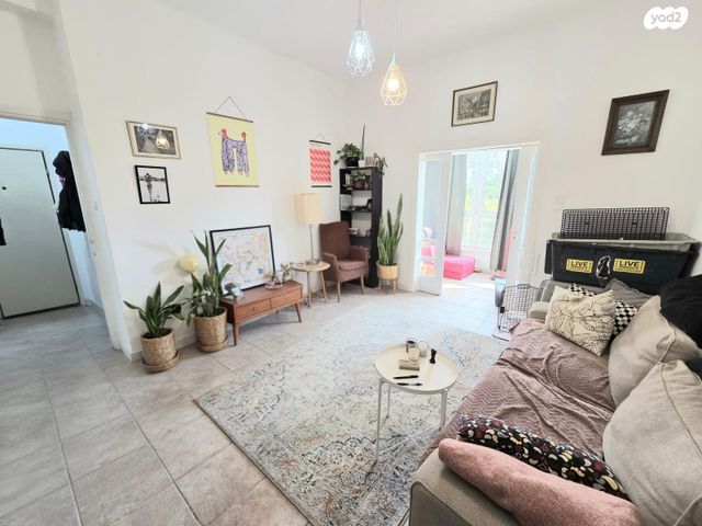 אבן גבירול 169