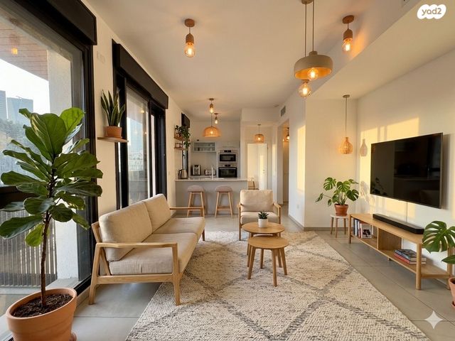 מודעת נכס, ישראל ב"ק, מונטיפיורי, הרכבת, תל אביב יפו