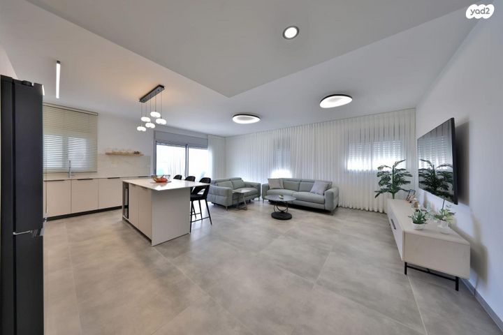 מרכז העיר, סביניה, הוותיקה