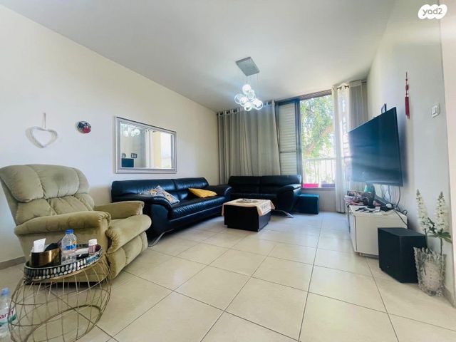 קיבוץ גלויות 